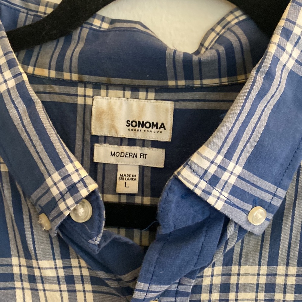 Men’s button down - Picture 2 of 4